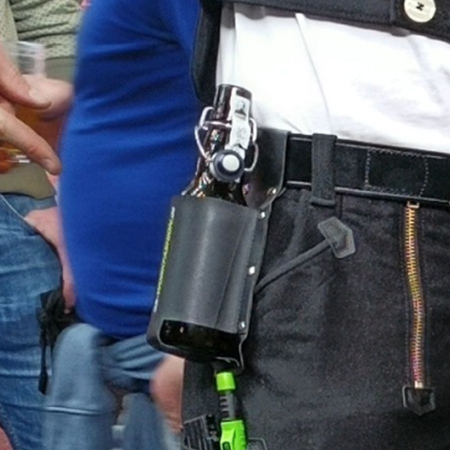Klassischer Flaschenhalter für Gürtel