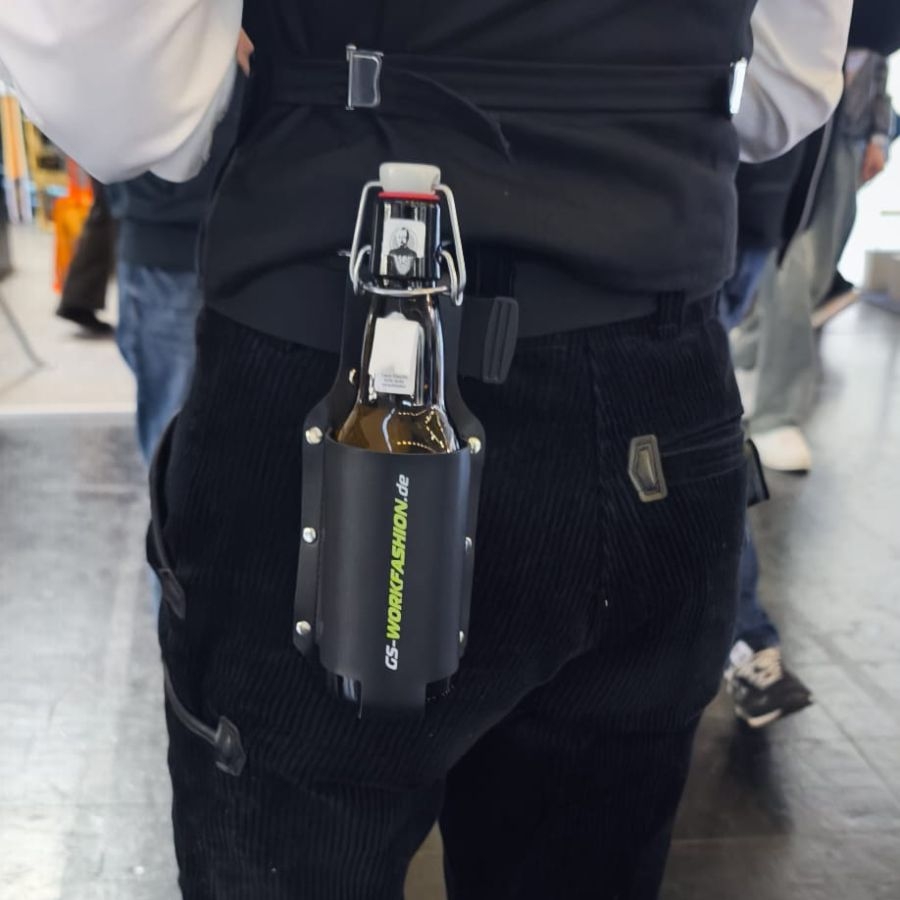 Klassischer Flaschenhalter für Gürtel